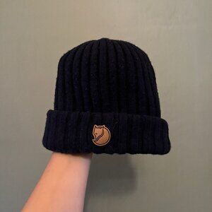 Fjallraven Byron Hat Knit Beanie One Size Black Ribbed Winter